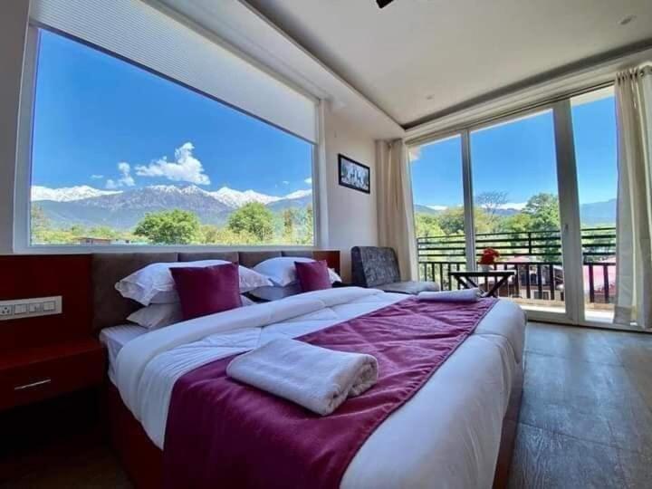 Hotel Sagar Residency - Best Mountain View Hotel In Pālampur Dış mekan fotoğraf